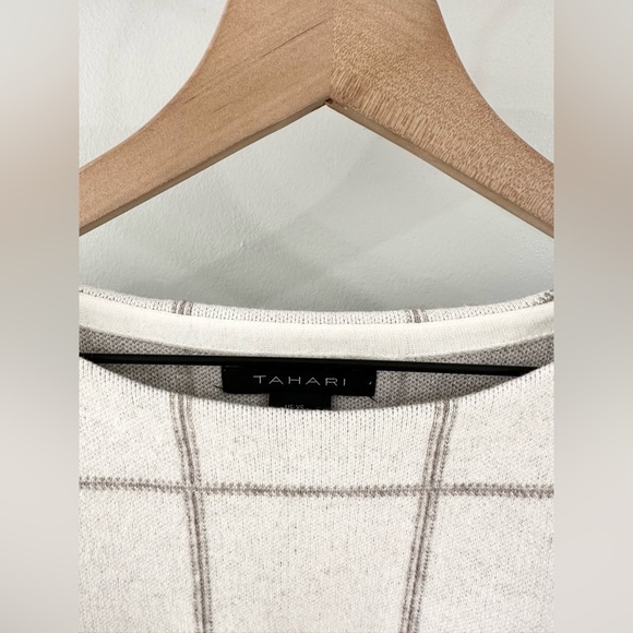 Tahari Windowpane Plaid Sweater Gray Size XS - Picture 5 of 6